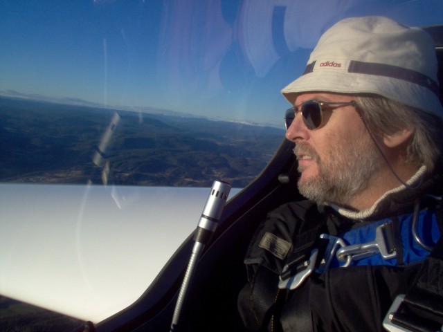 Erik, fersk PPL innehaver tilbake i sitt rette element