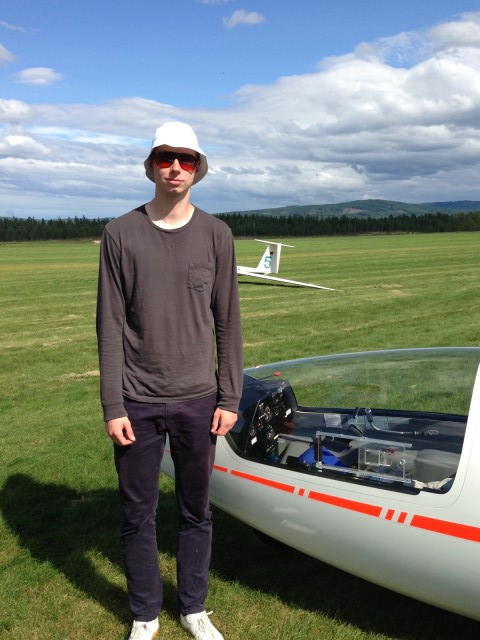 Wilhelm fl�y opp til seilflybevis