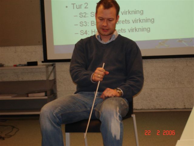 Roger demonstrerer balanseror